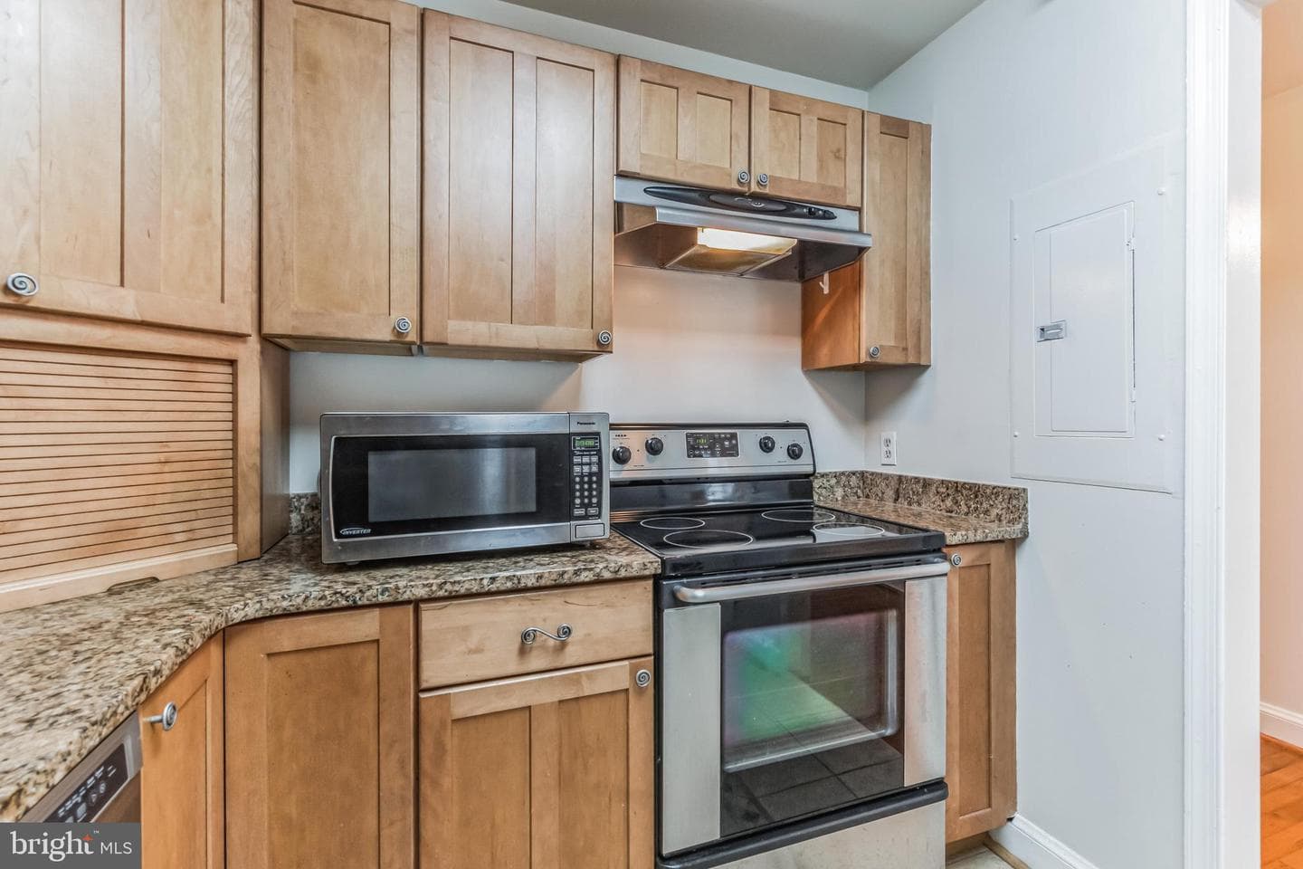 1316 New Hampshire Avenue NW #404 photo 9