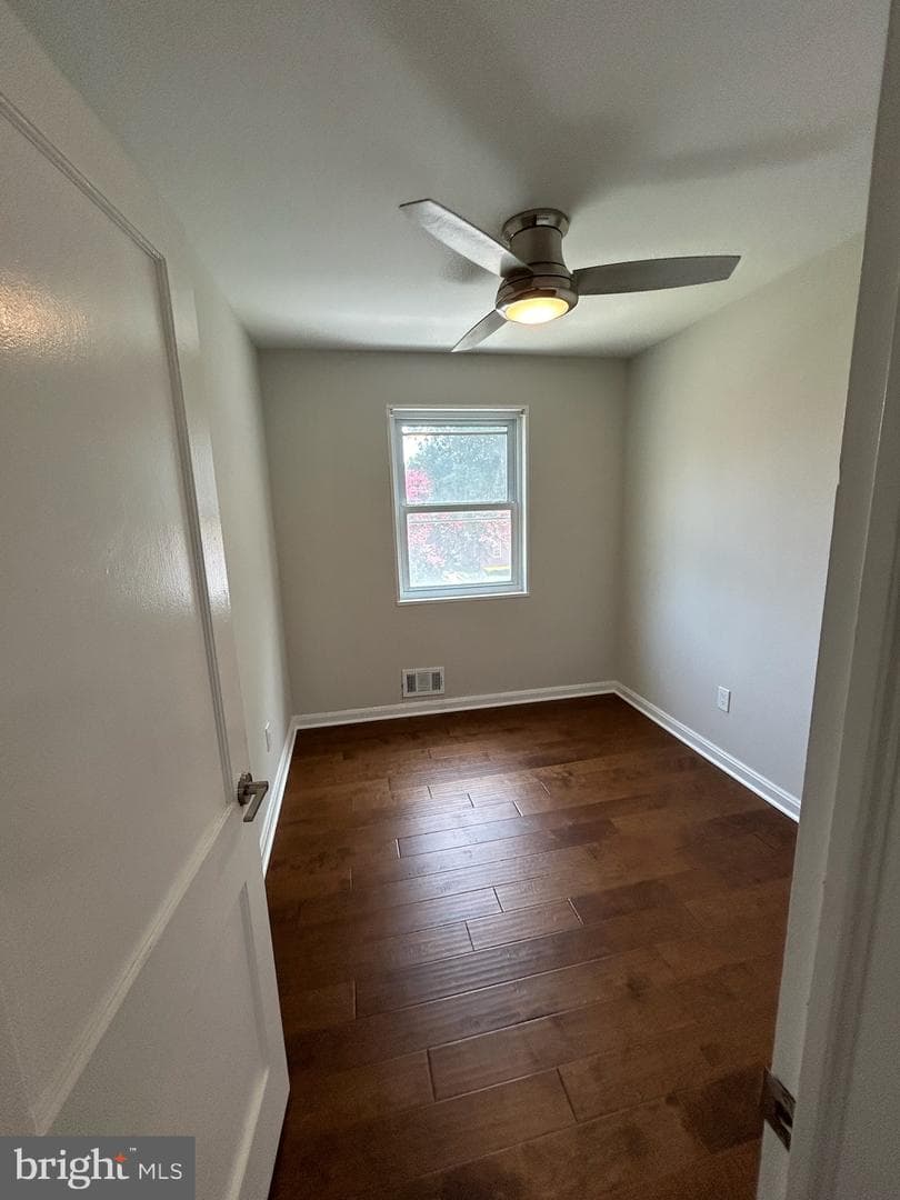 5056 11th Street NE photo 16
