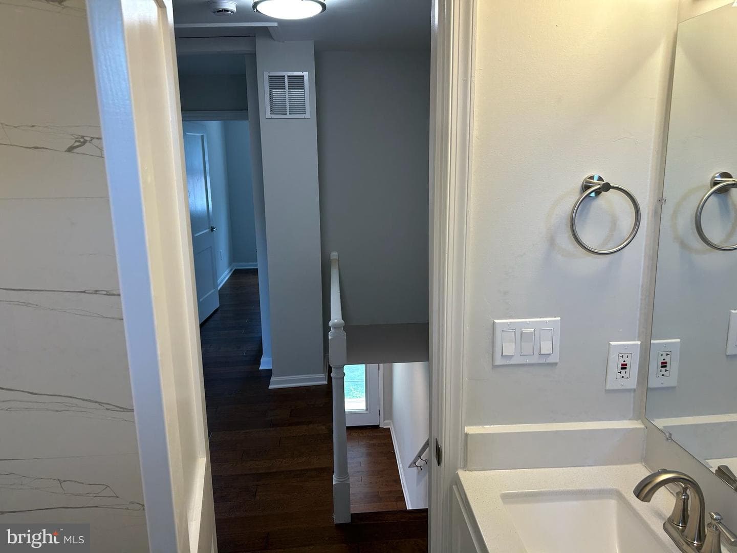 5056 11th Street NE photo 20