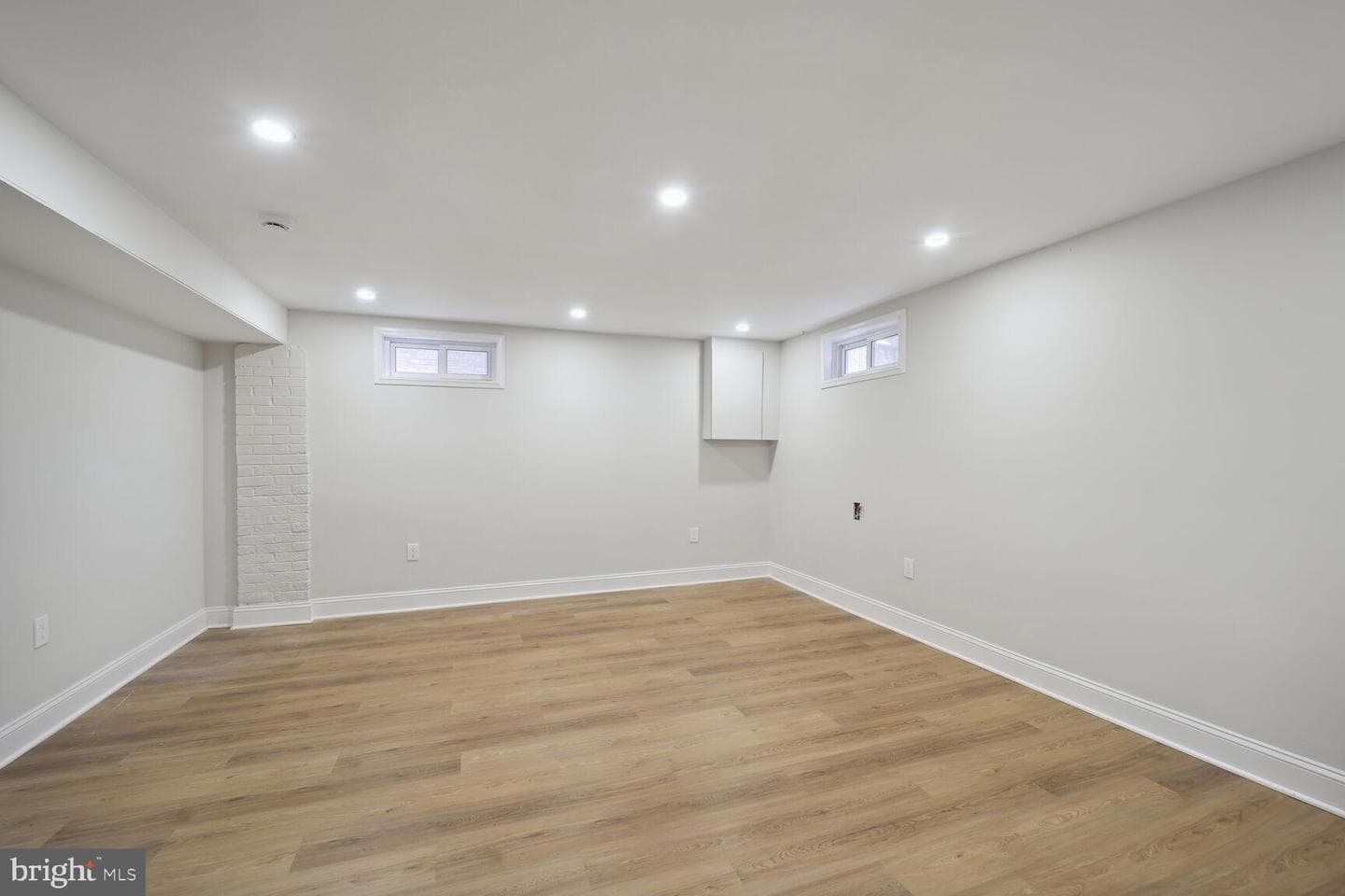5056 11th Street NE photo 22