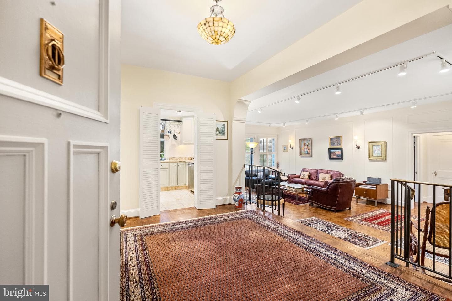 4000 Cathedral Avenue NW #348/349b photo 2