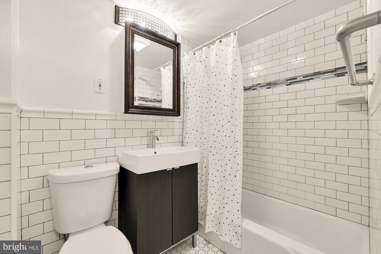 730 24th Street NW #203 photo 16
