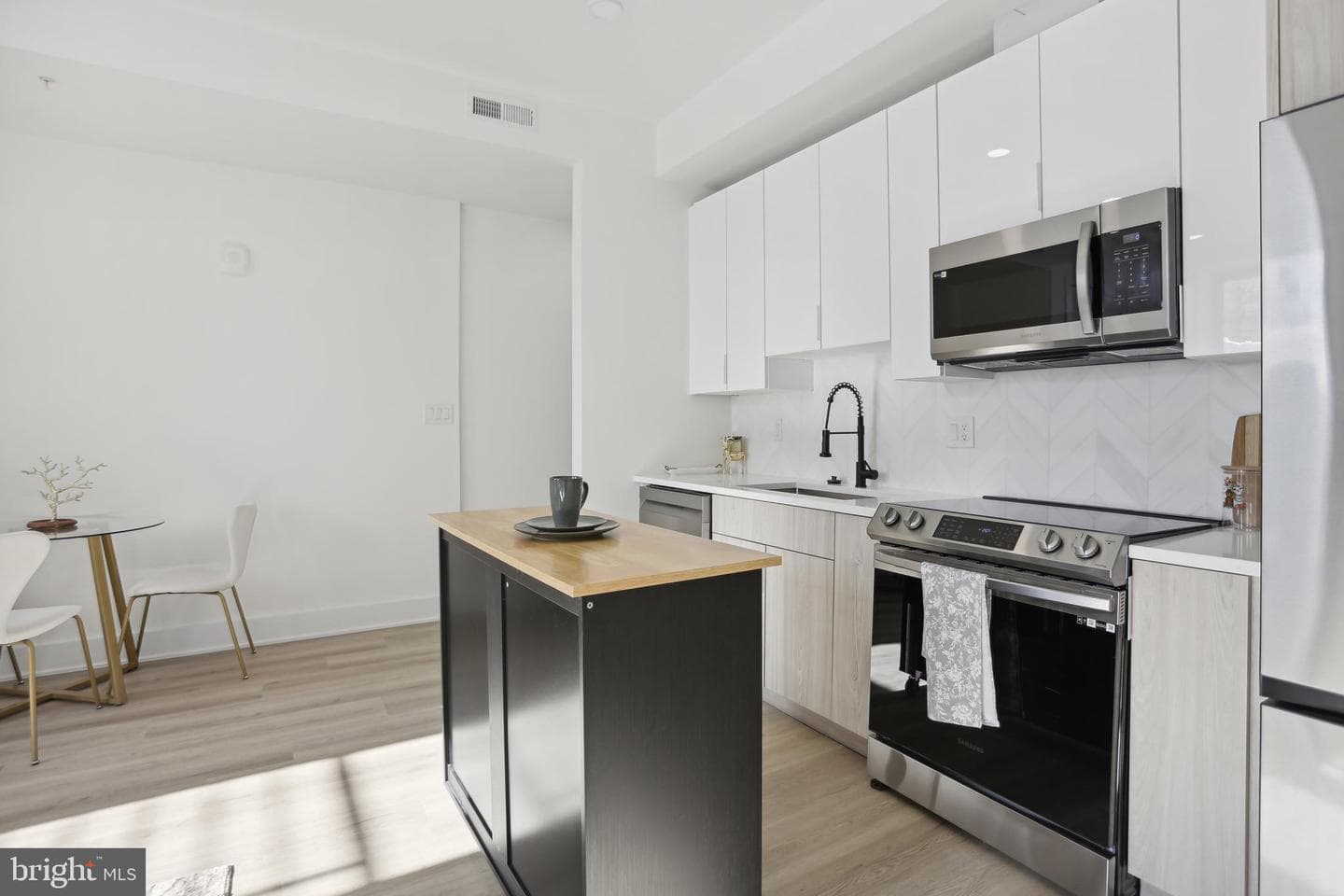 1328 Bryant Street NE #1 photo 6