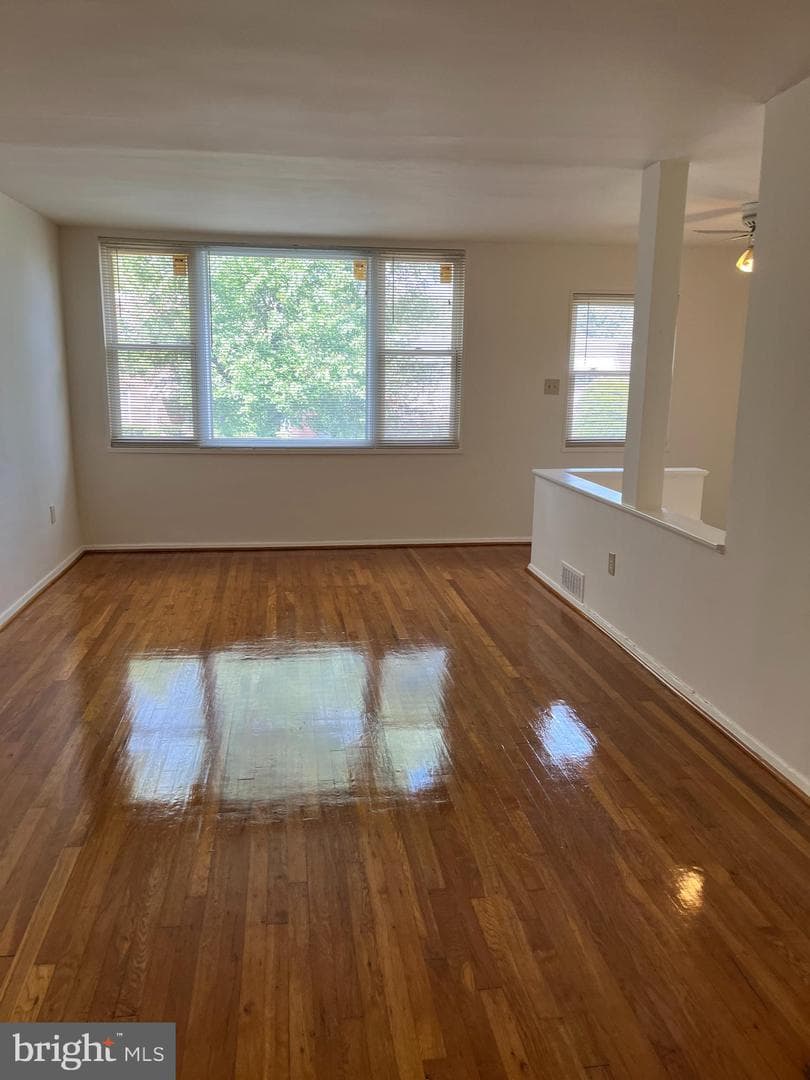 115 Victor Street NE photo 10