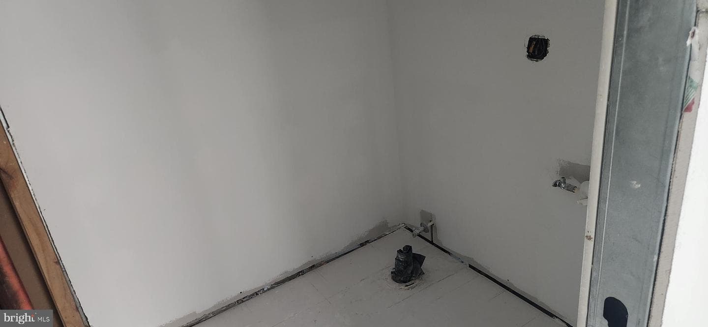 2422 17th Street NW #207 photo 7