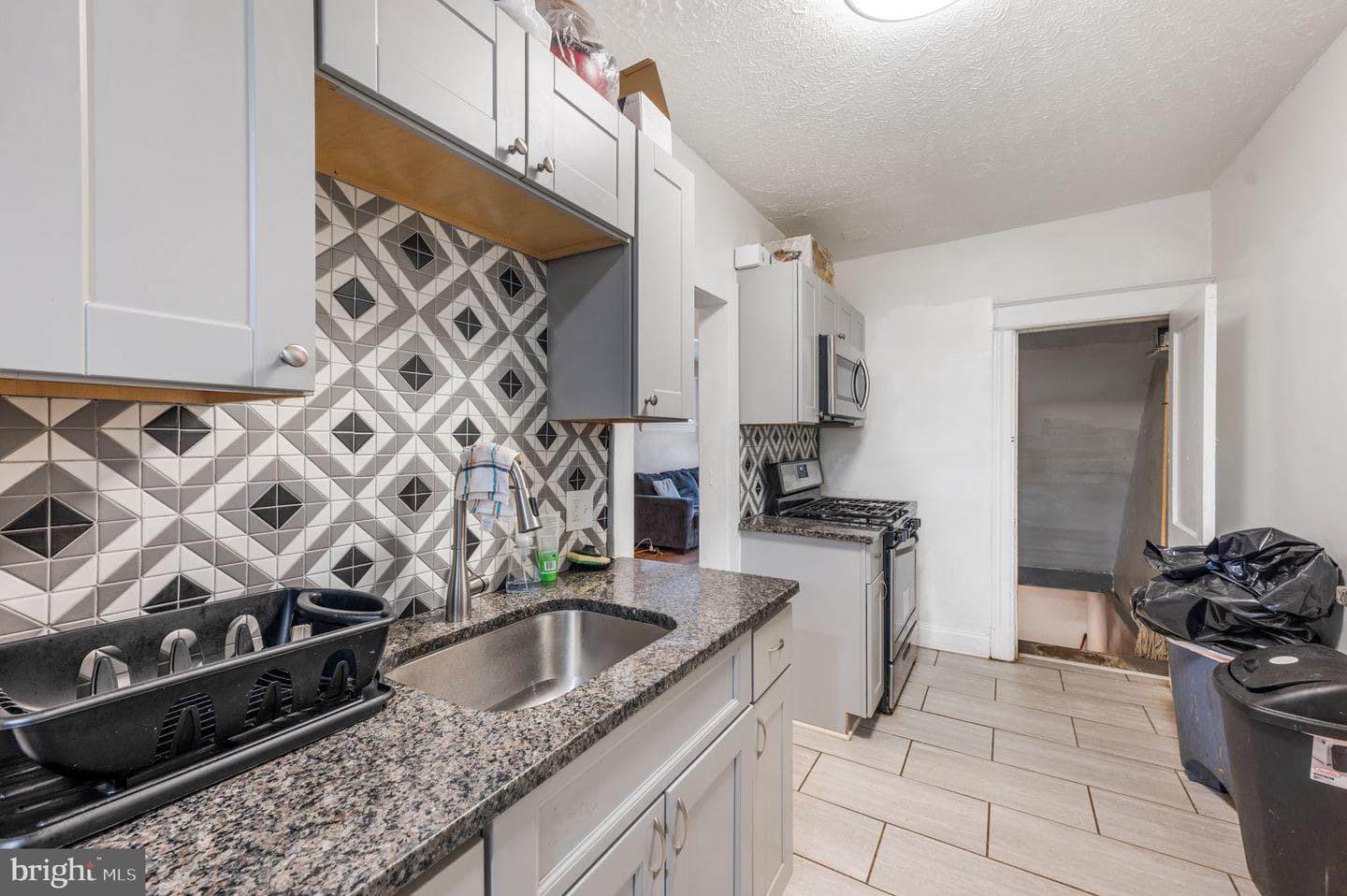 2226 Otis Street NE photo 13