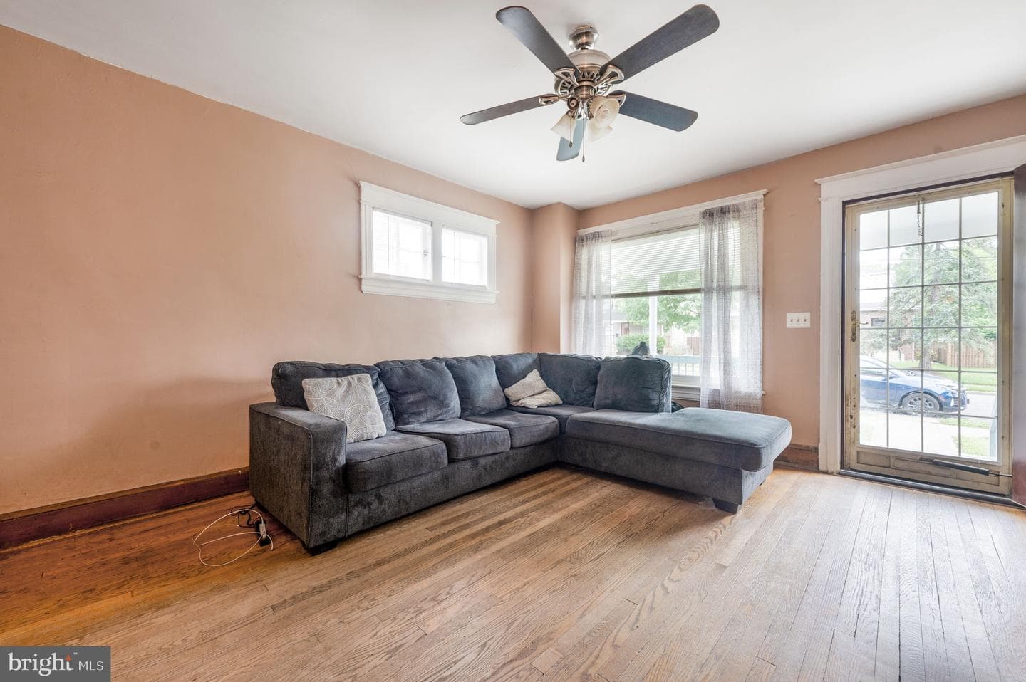 2226 Otis Street NE photo 5