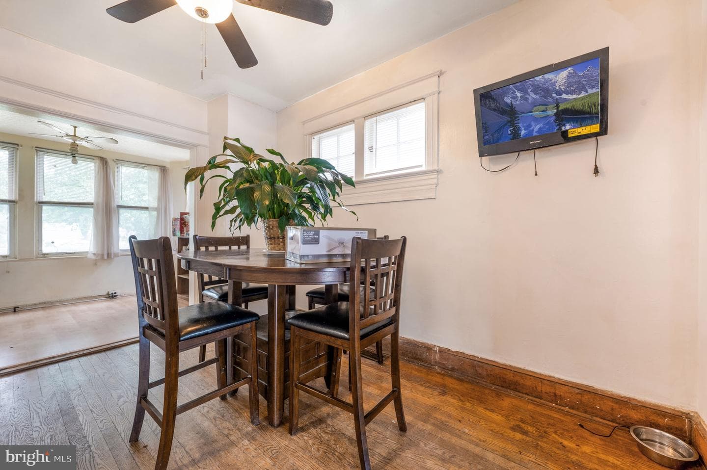 2226 Otis Street NE photo 6