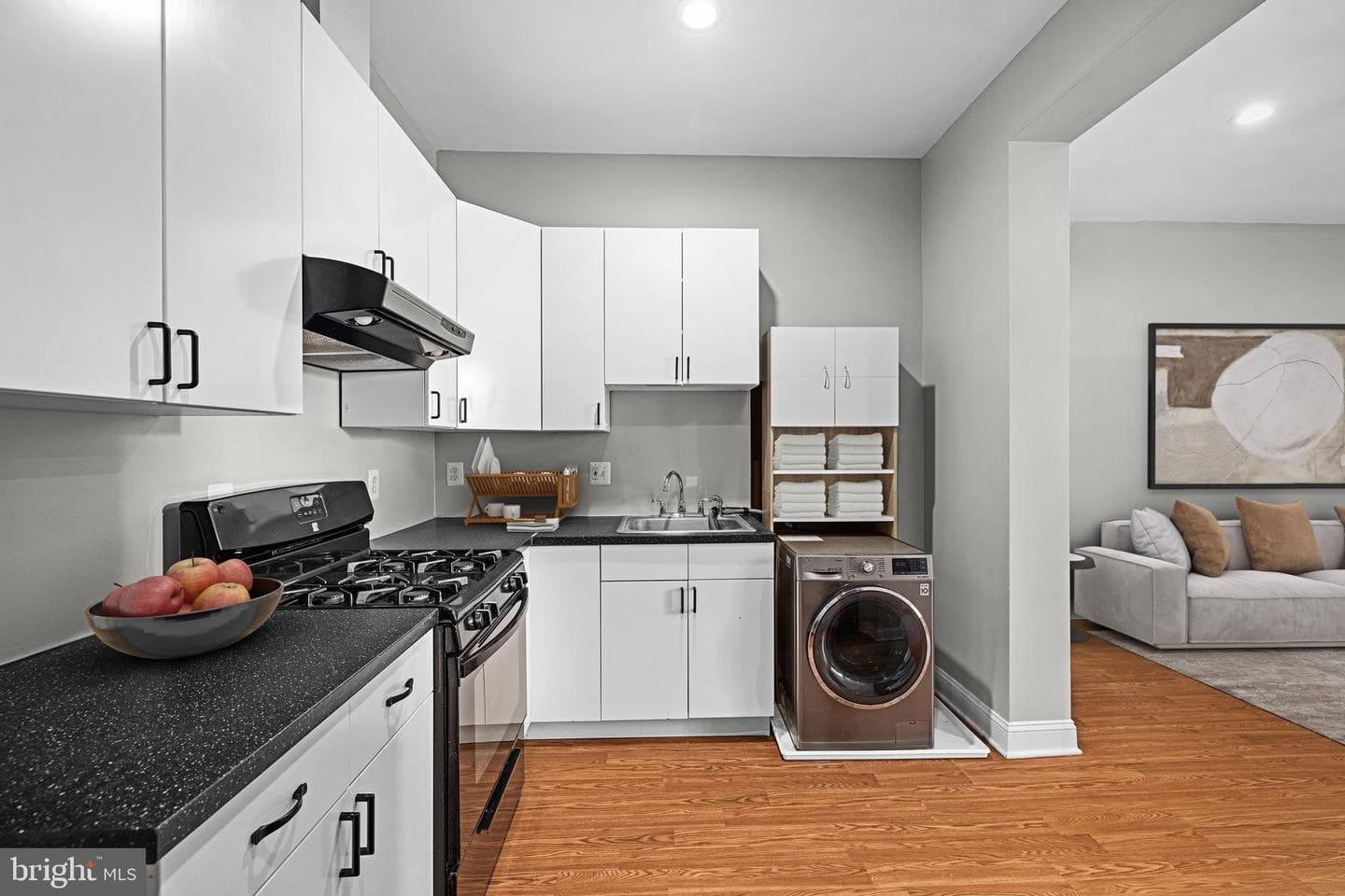 28 T Street NW photo 4