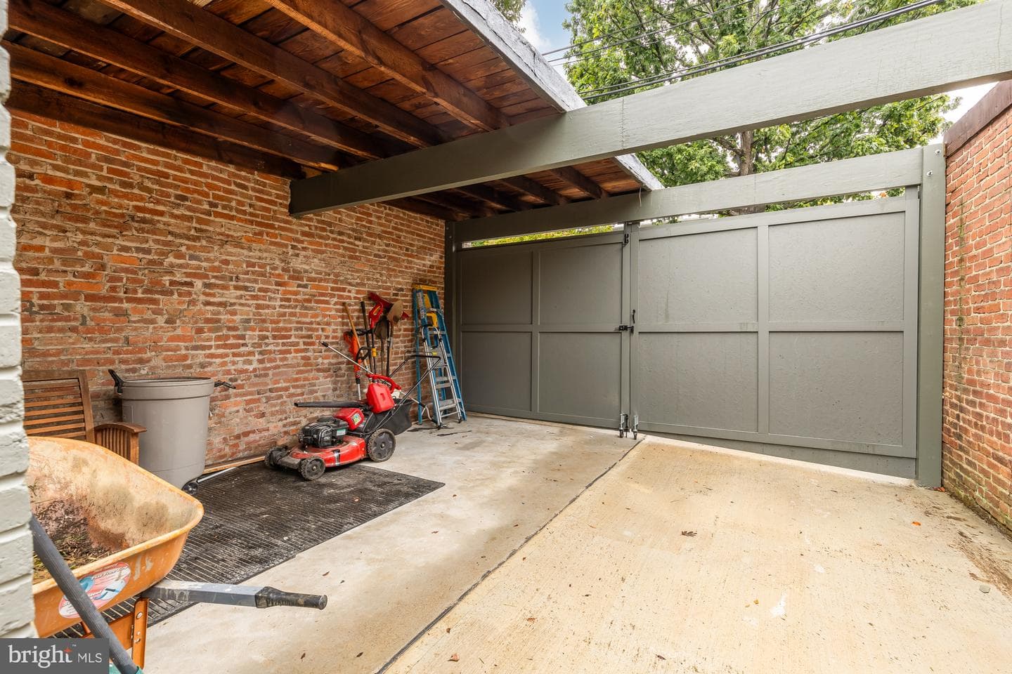 1511 Varnum Street NW photo 49