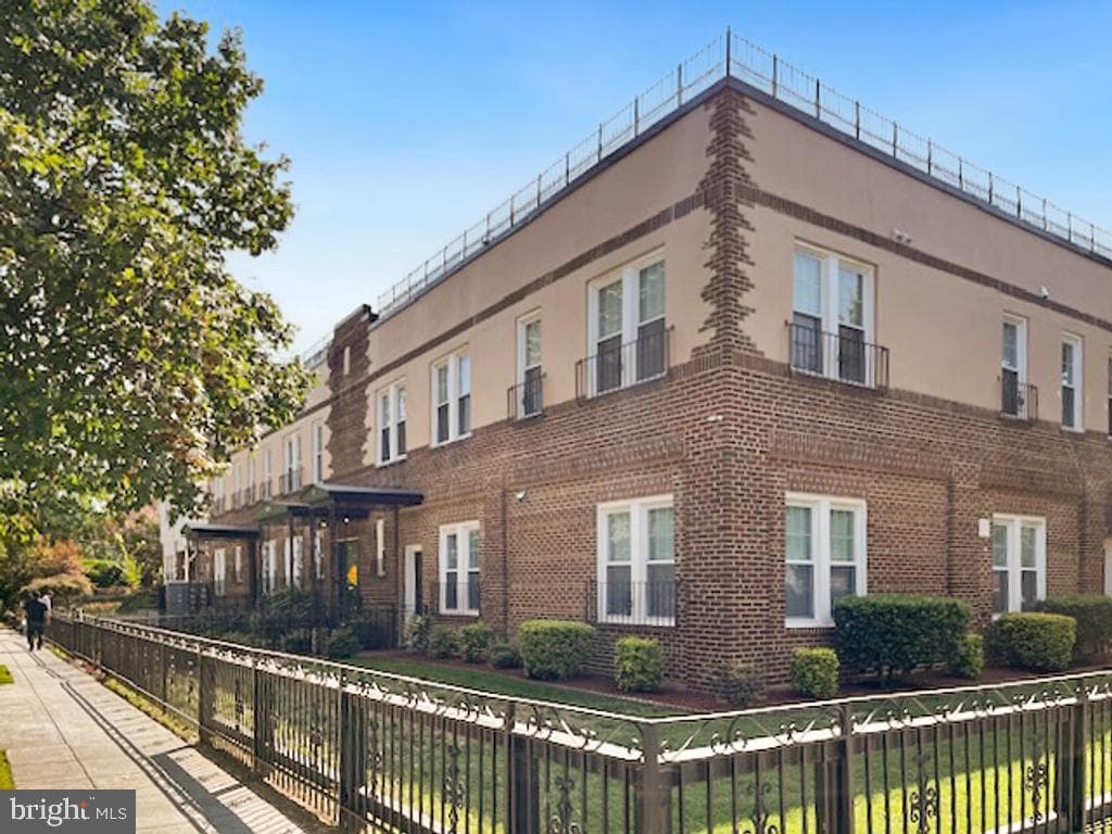 1801 Otis Street NE #7 photo 20