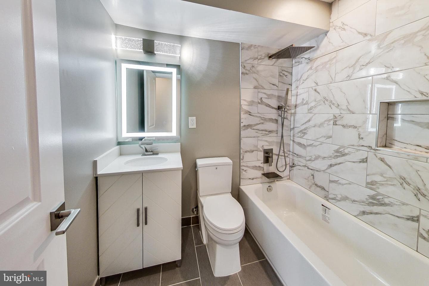 1601 North Carolina Avenue NE #2 photo 3