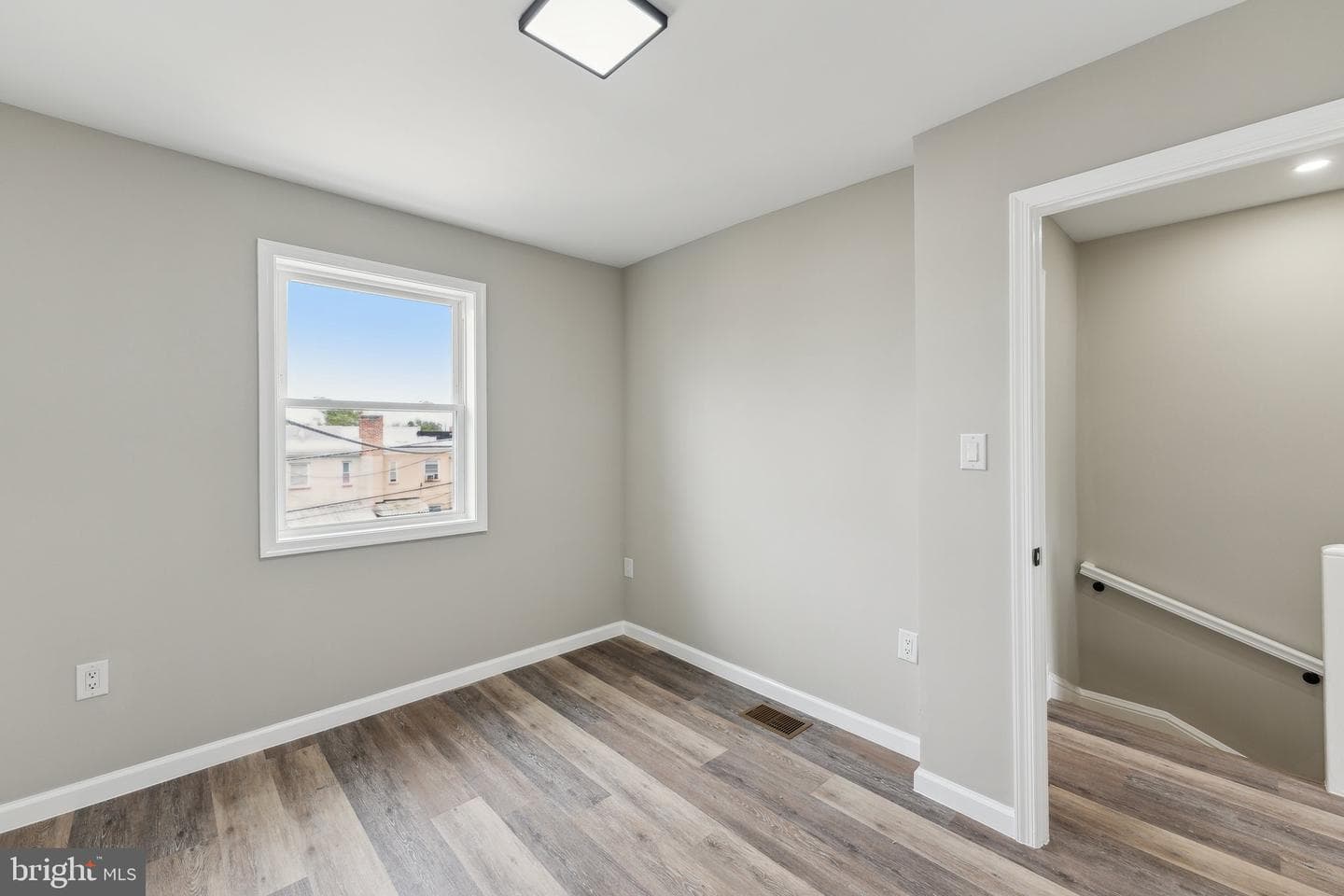 3366 Alden Place NE photo 16