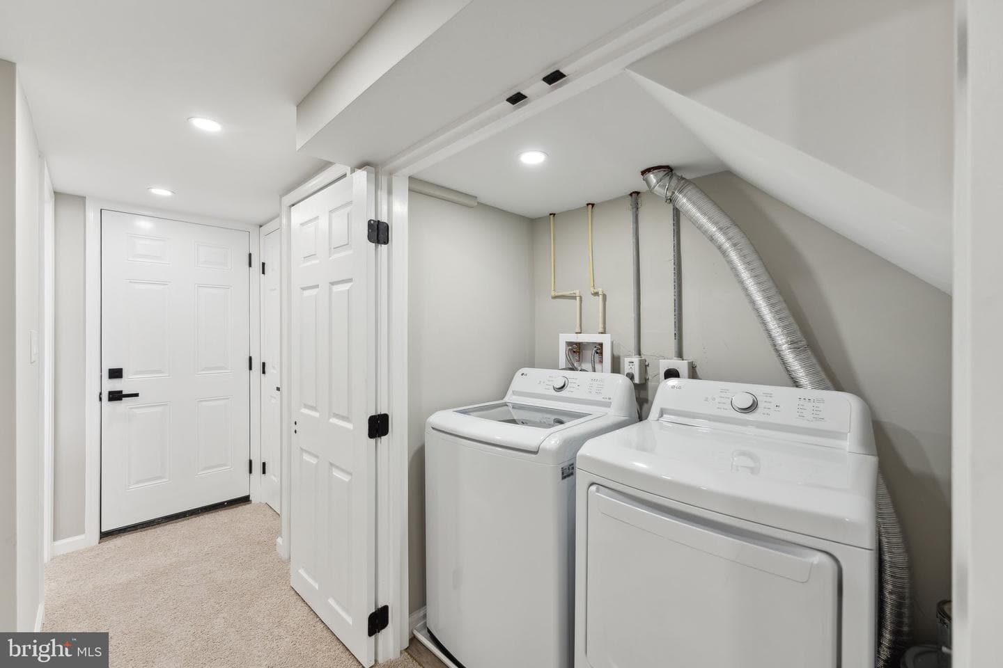 3366 Alden Place NE photo 23