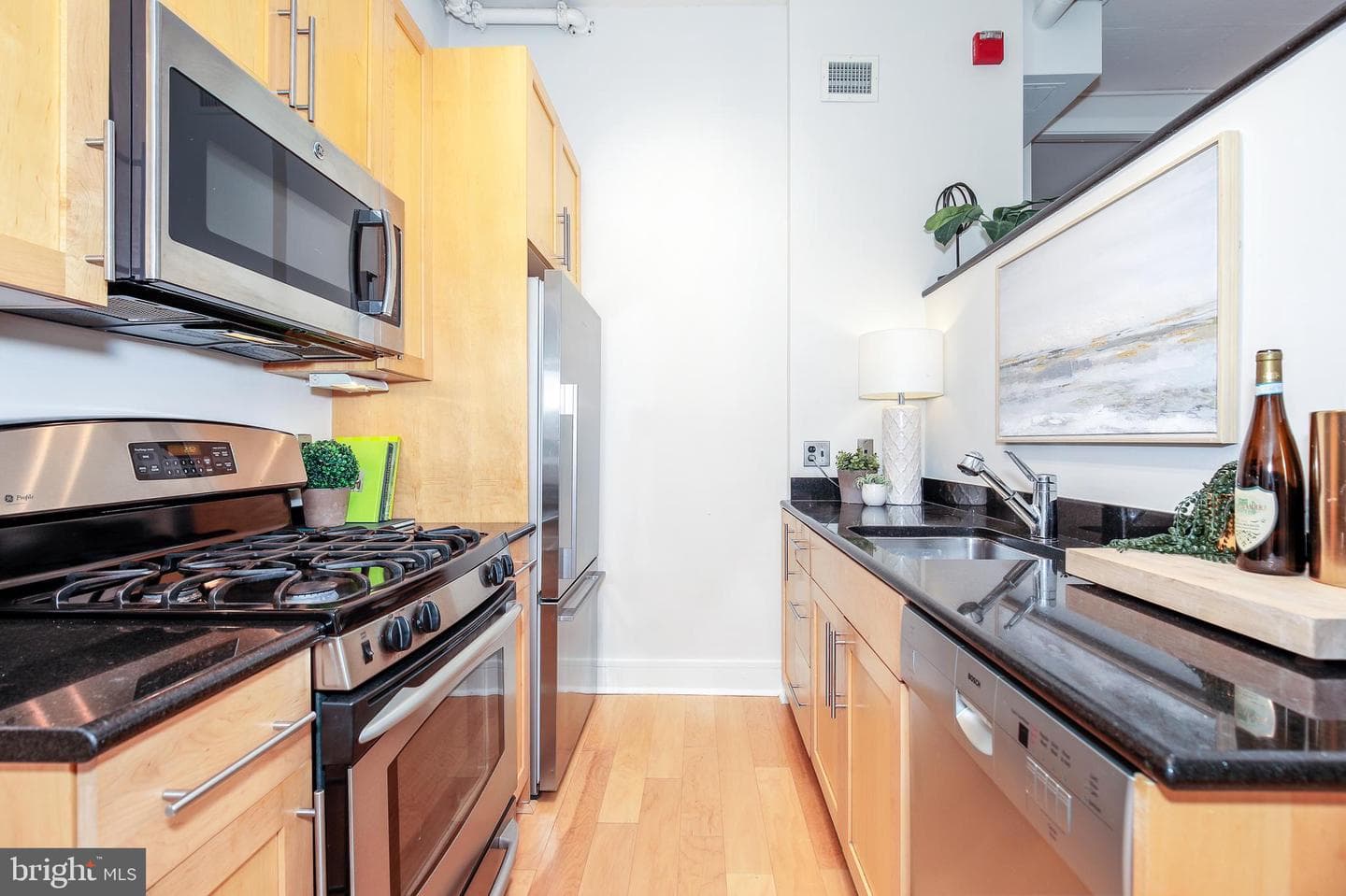 809 6th Street NW #14 photo 3
