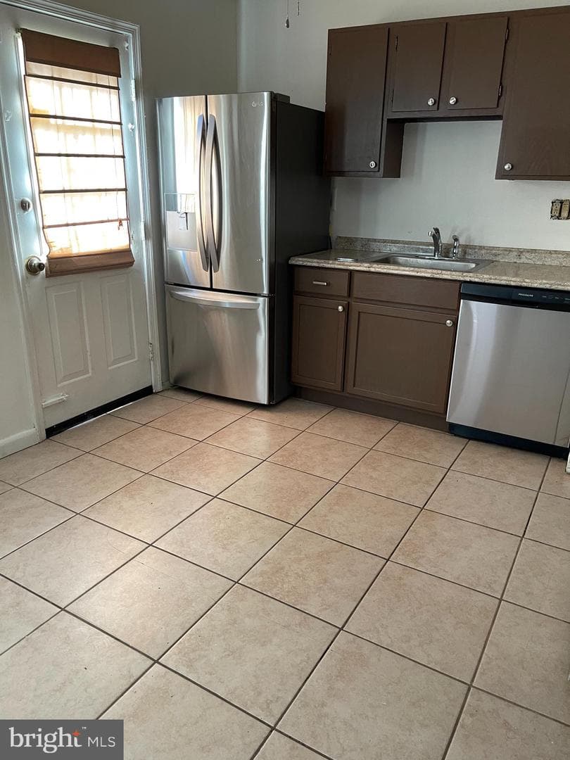 14 Danbury Street SW #2 photo 14