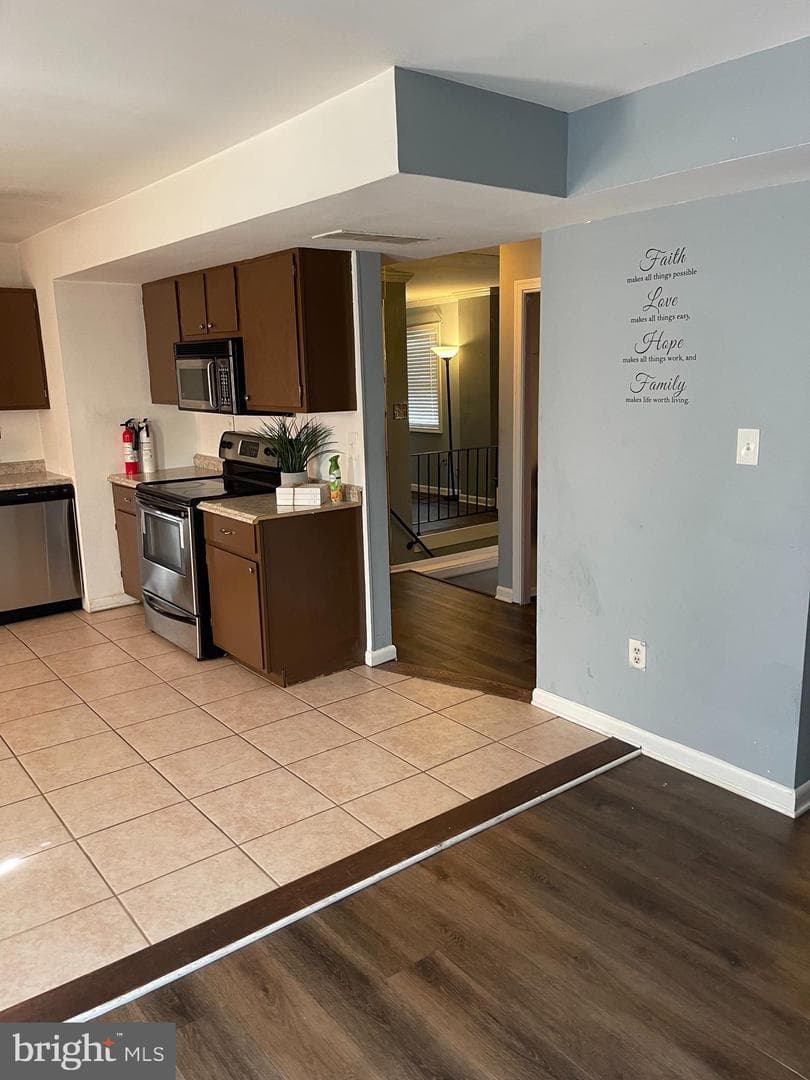 14 Danbury Street SW #2 photo 15