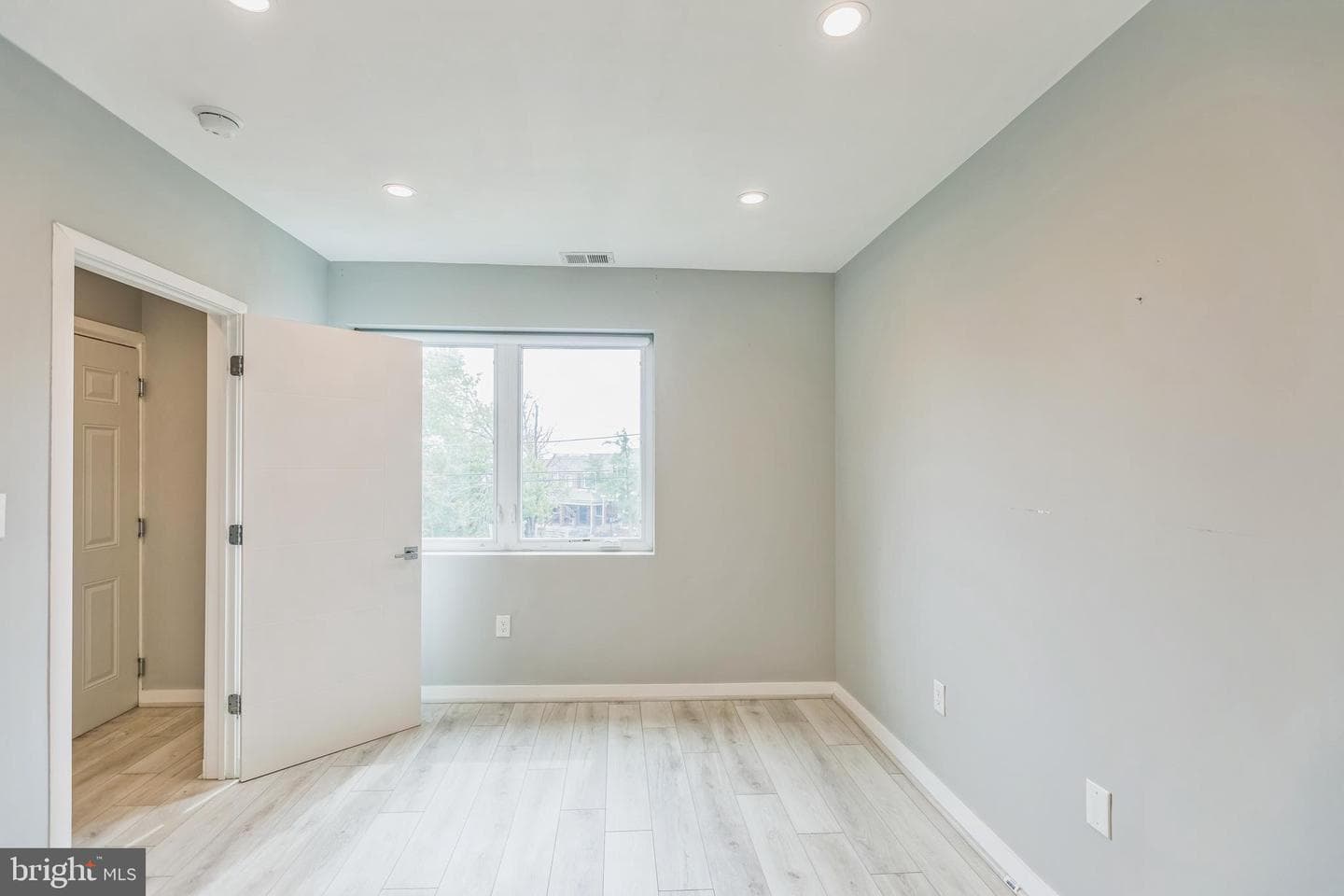 1332 Bryant Street NE #3 photo 6