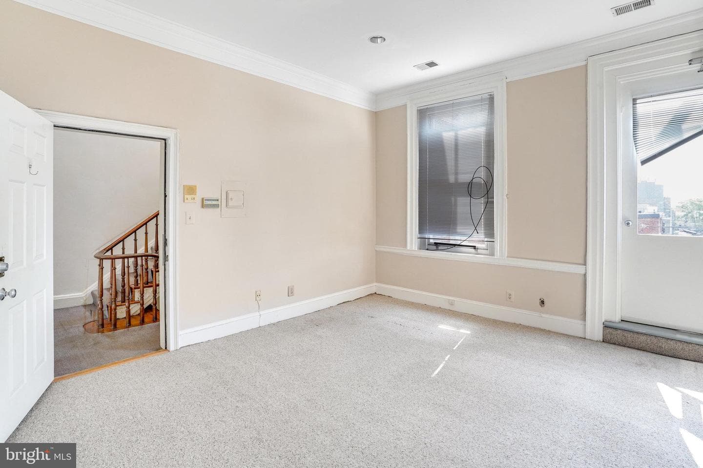 715 G Street SE photo 18