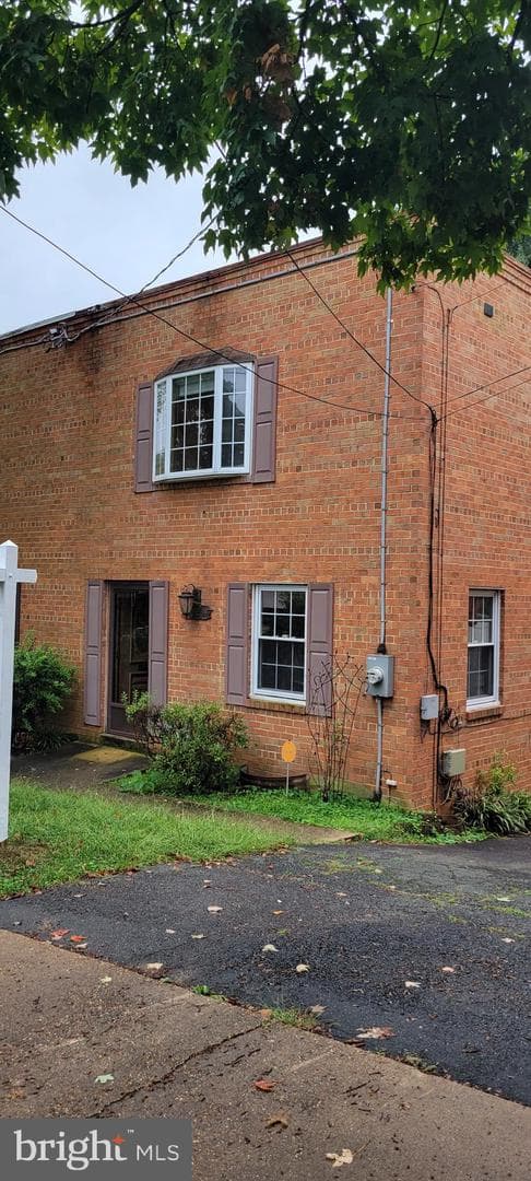 54 Brandywine Street SW photo 8