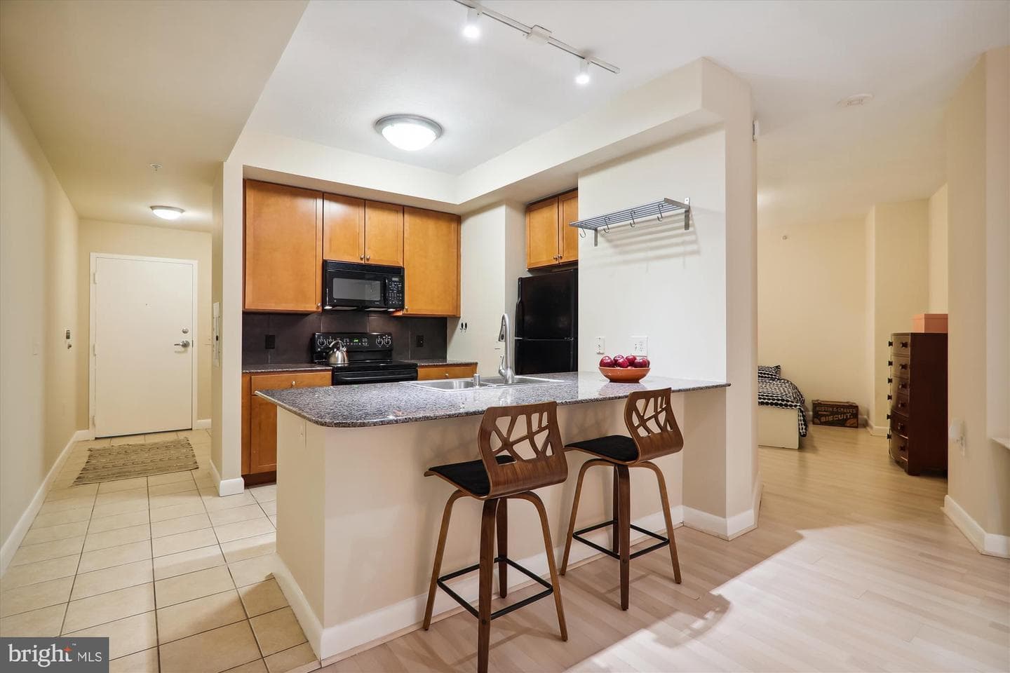 400 Massachusetts Avenue NW #610 photo 5