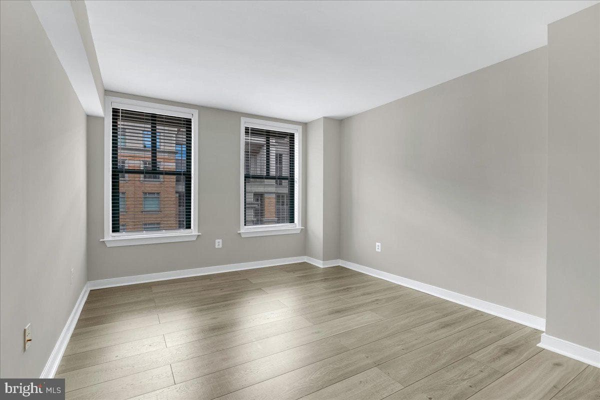 616 E E Street NW #1022 photo 23