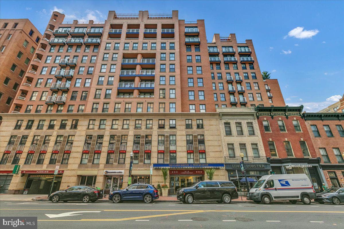 616 E E Street NW #1022 photo 37
