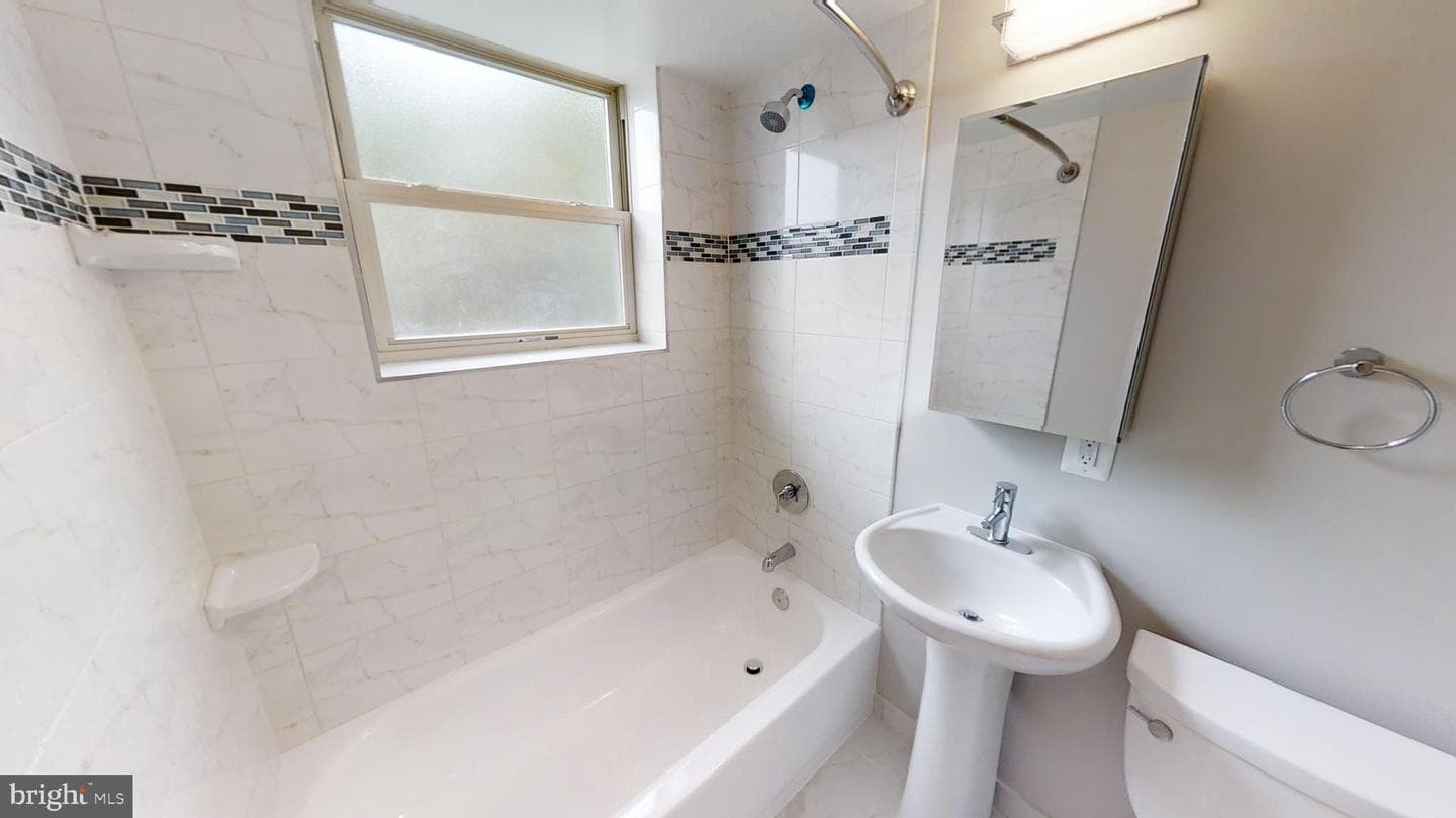 2646 Birney Place SE SE #202 photo 54