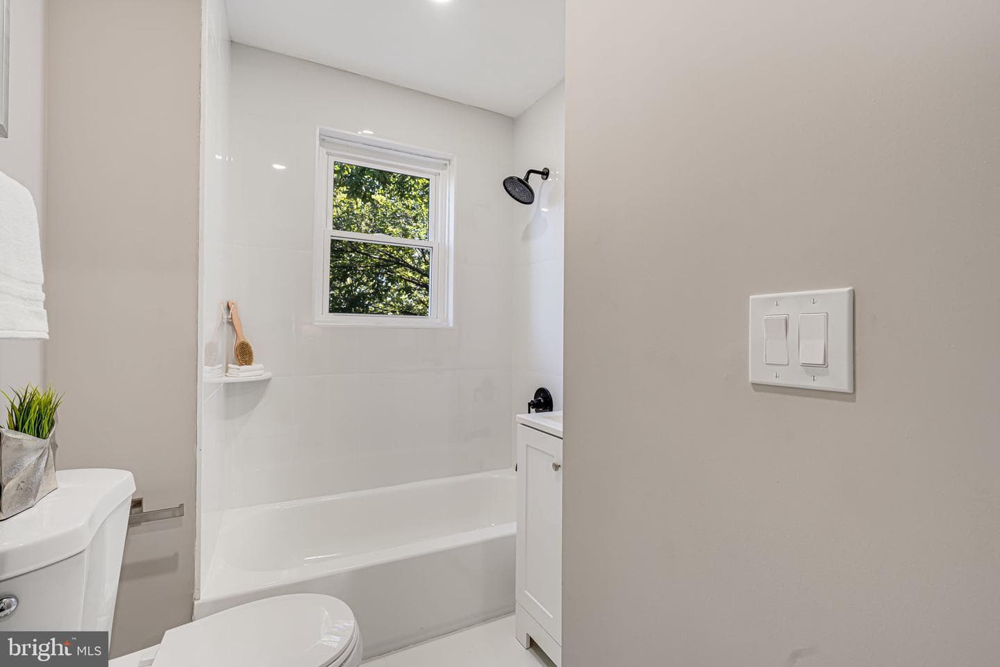 84 54th Street SE photo 18