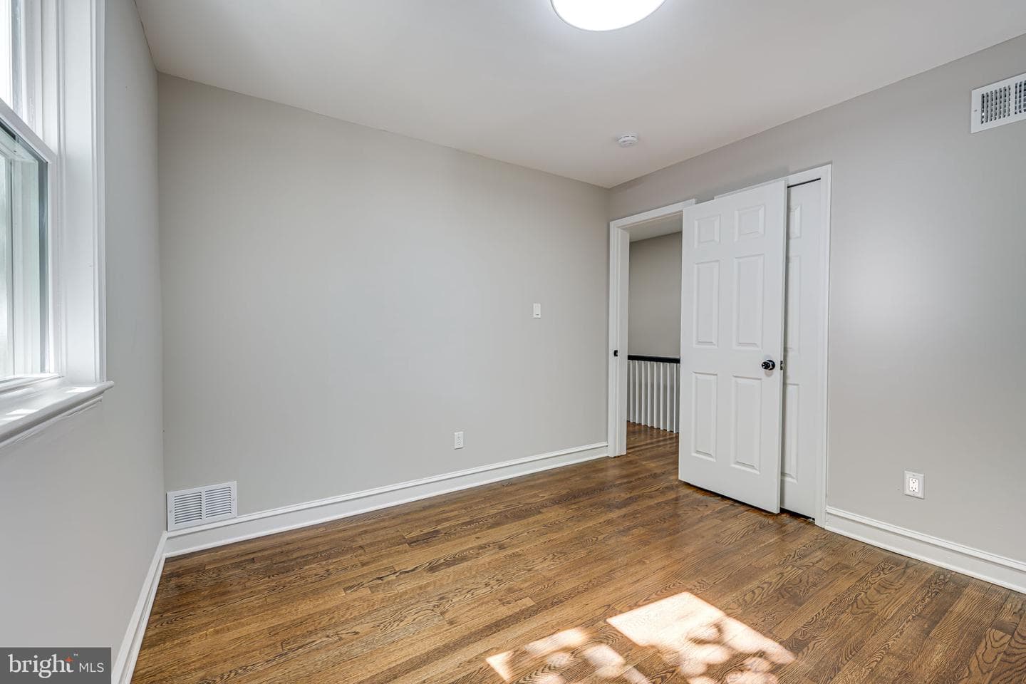 84 54th Street SE photo 20