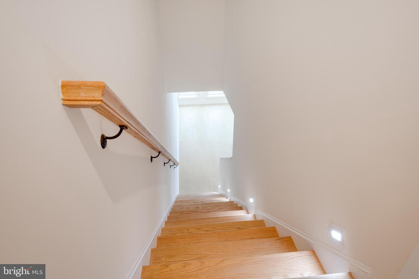 329 16th Street SE photo 26