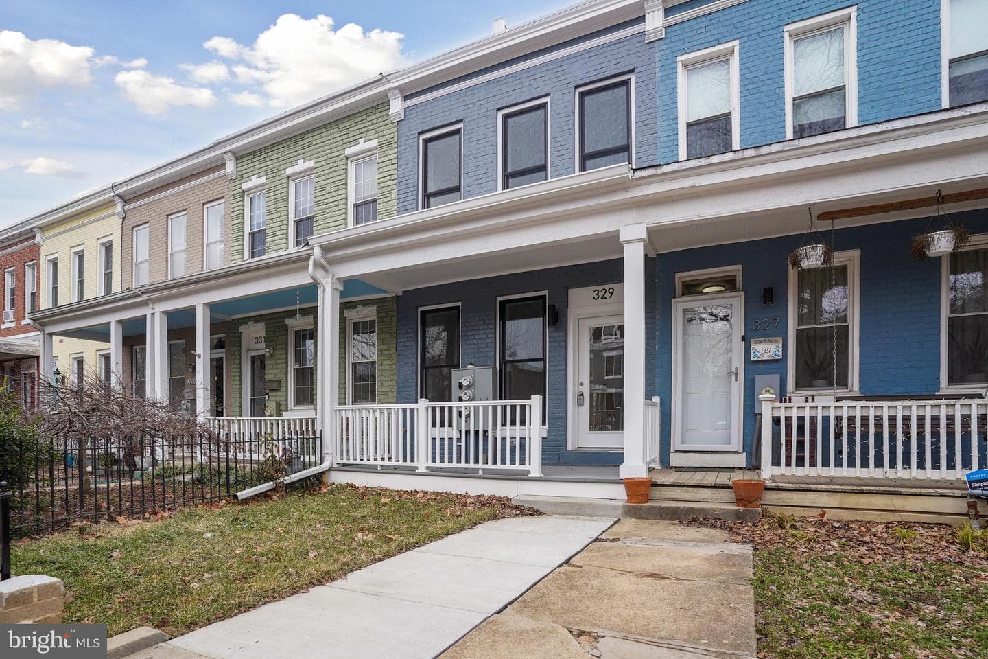 329 16th Street SE photo 3