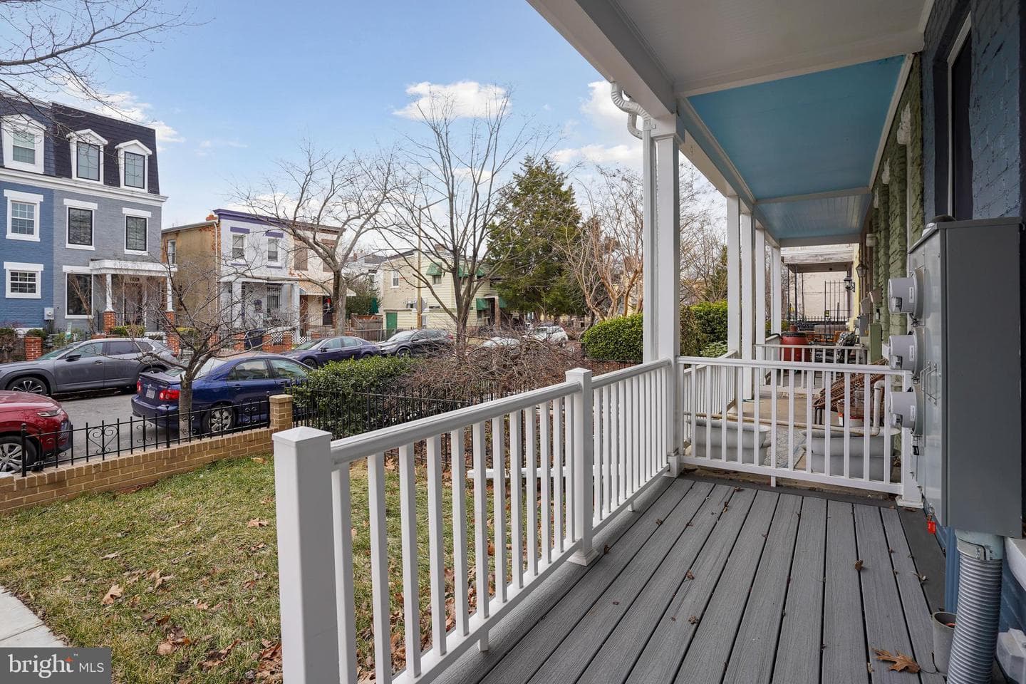 329 16th Street SE photo 4