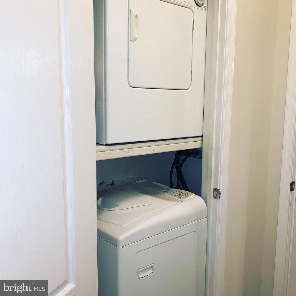738 N Longfellow Street NW #312 photo 10