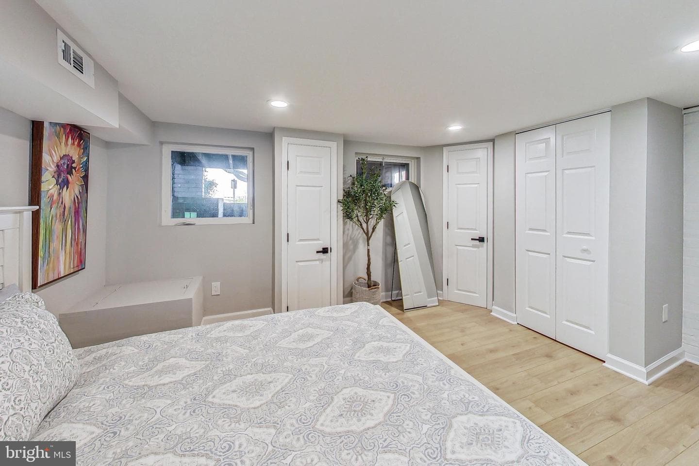 3903 Blaine Street NE photo 13