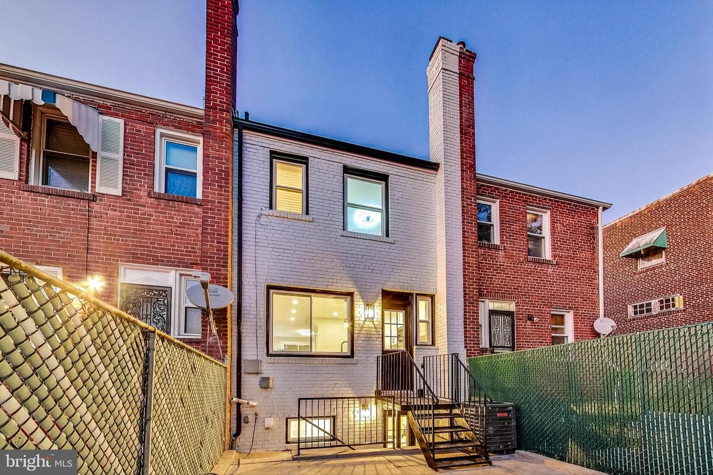 3903 Blaine Street NE photo 30