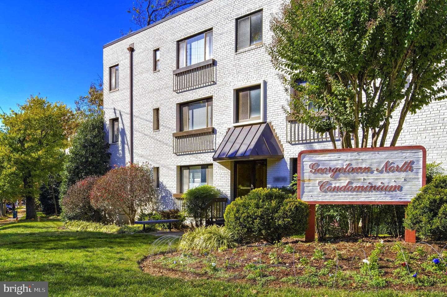 2610 Tunlaw Road NW #104