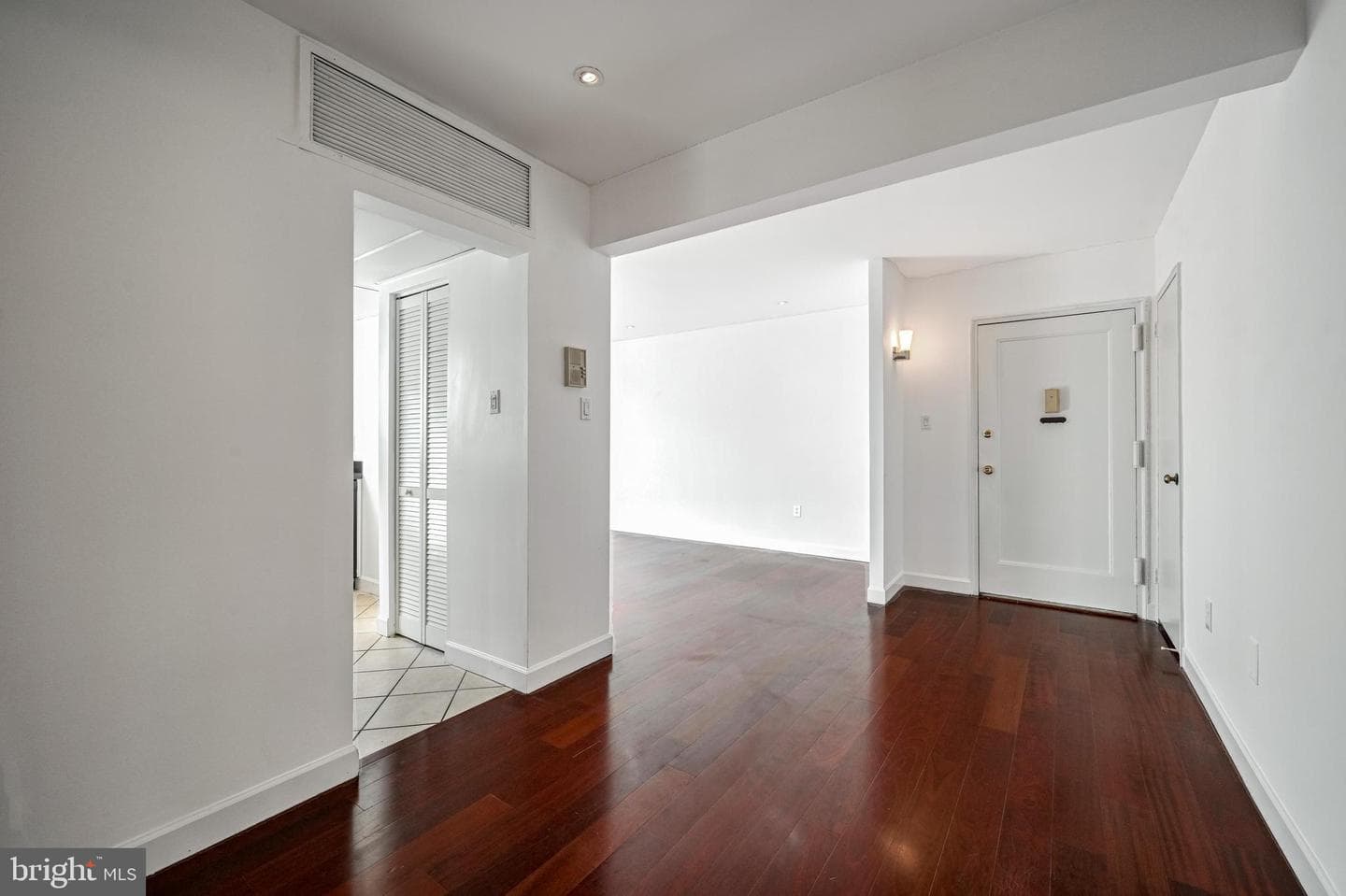 2610 Tunlaw Road NW #104 photo 5