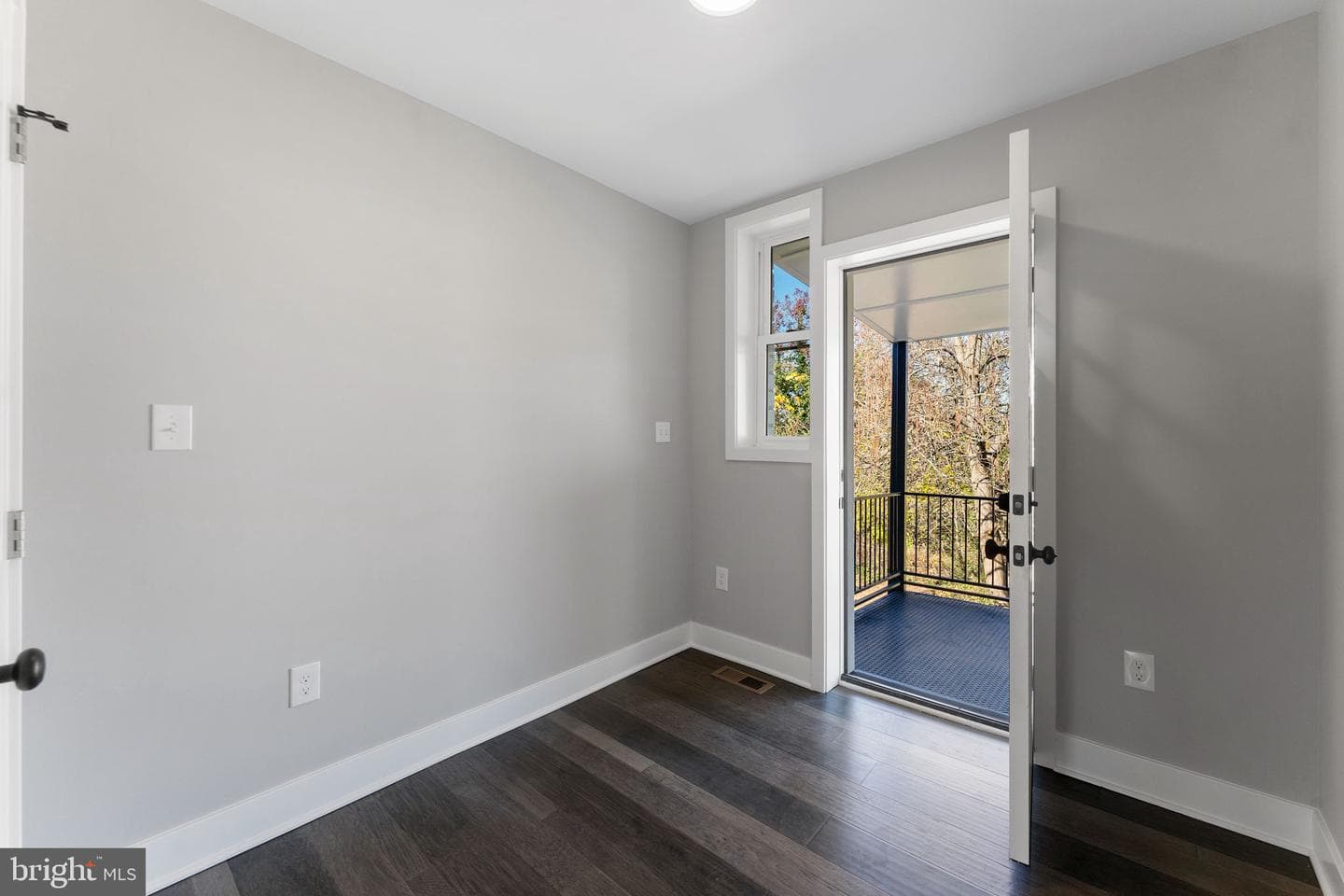 5154 H Street SE photo 10