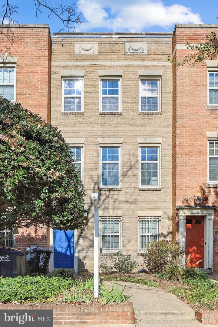 1807 T Street NW photo 1