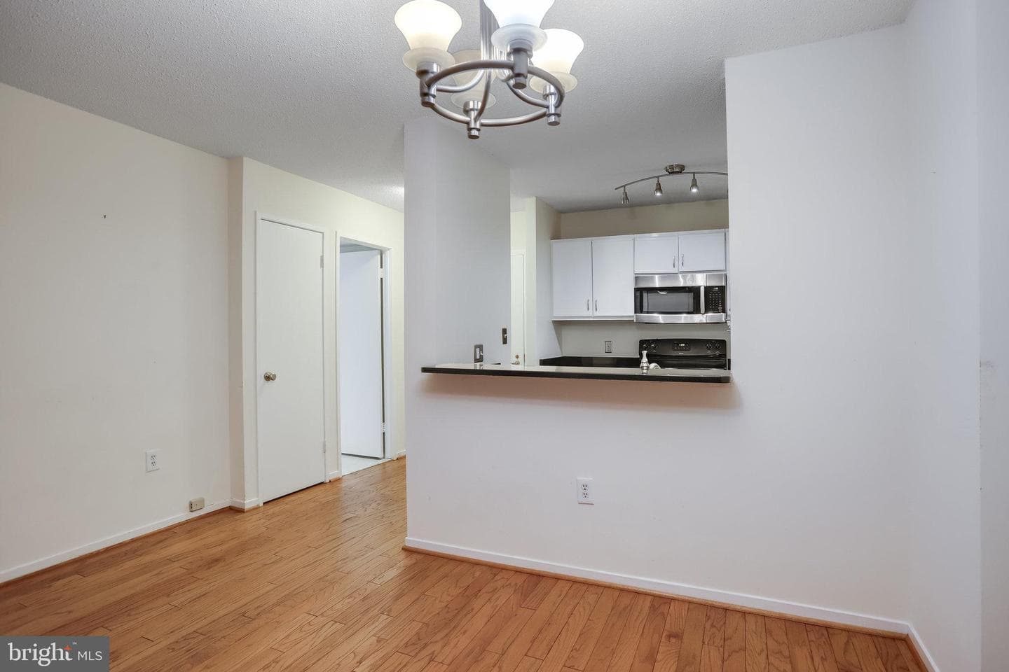 2320 Wisconsin Avenue NW #115 photo 11
