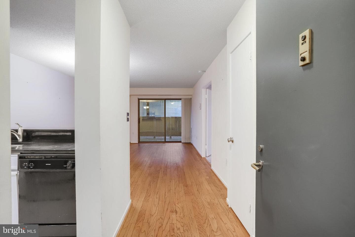 2320 Wisconsin Avenue NW #115 photo 3