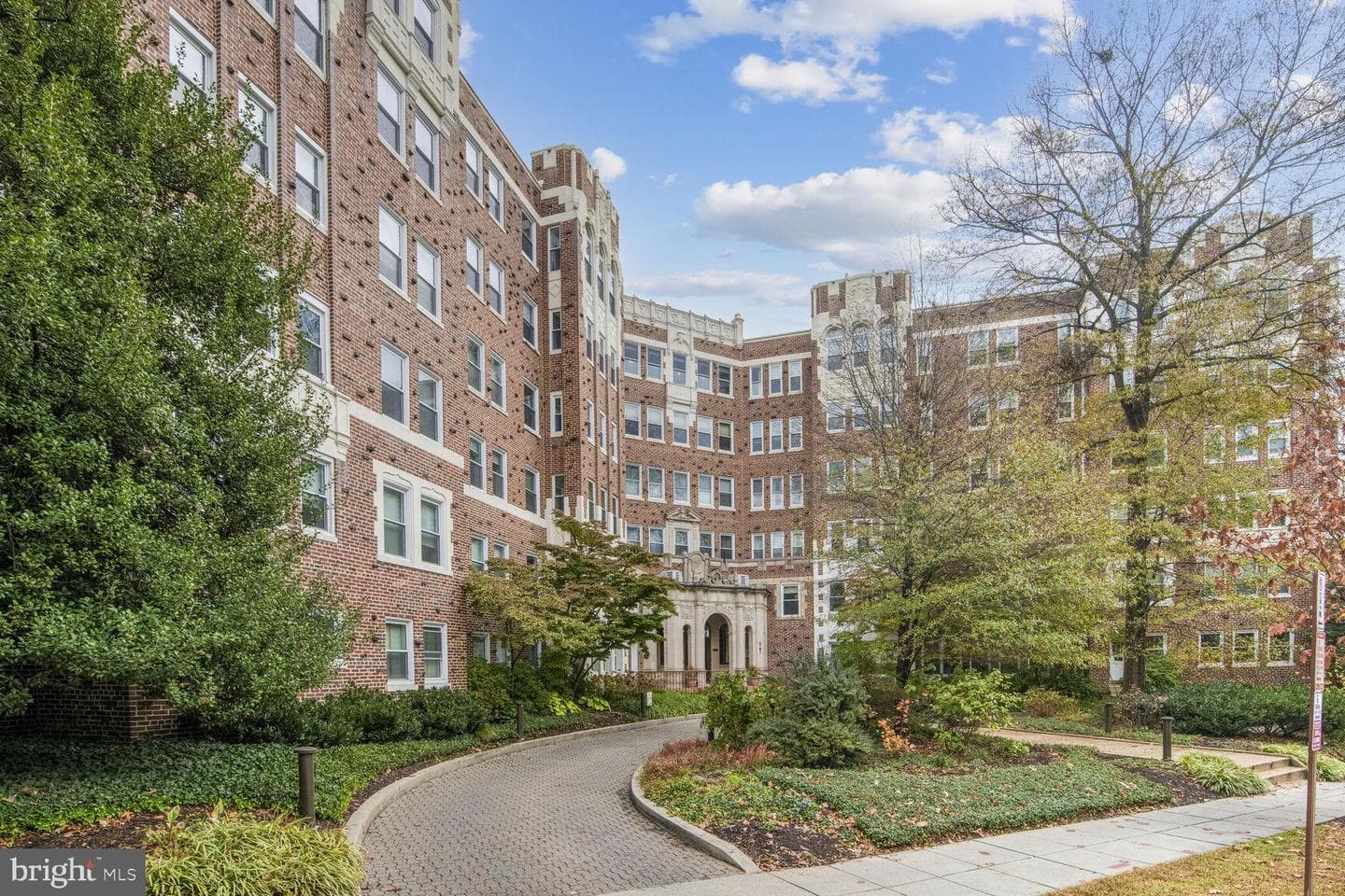 4707 Connecticut Avenue NW #214 photo 2