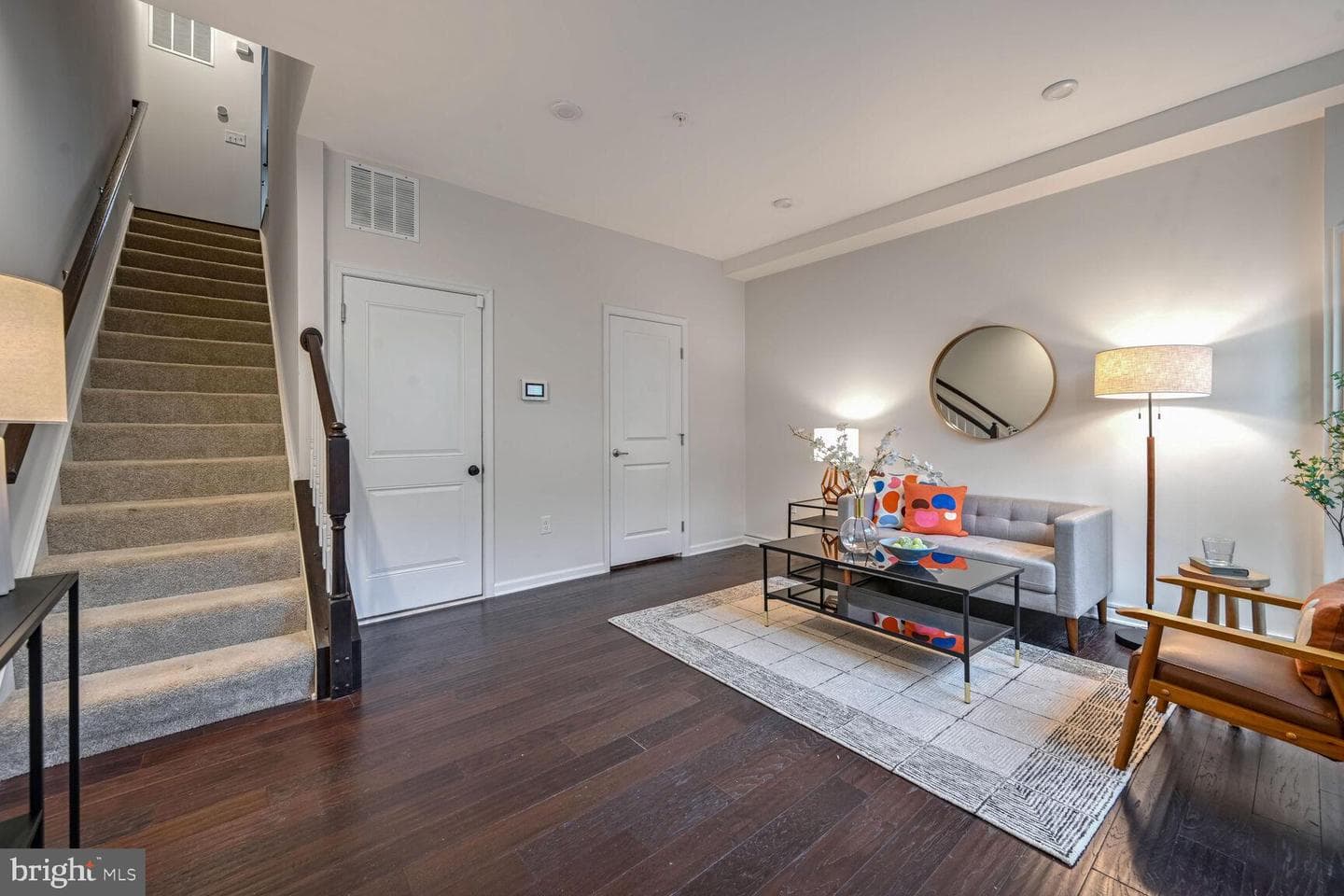 3702 Jamison Street NE photo 3