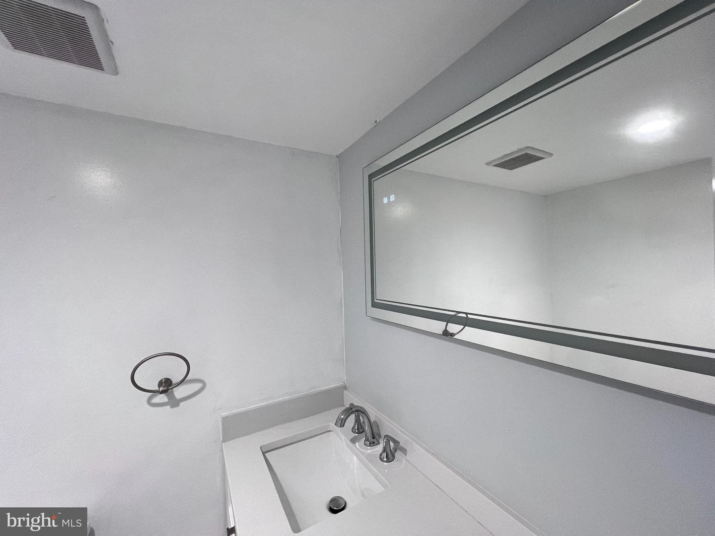 2656 Bowen Road SE #101 photo 11