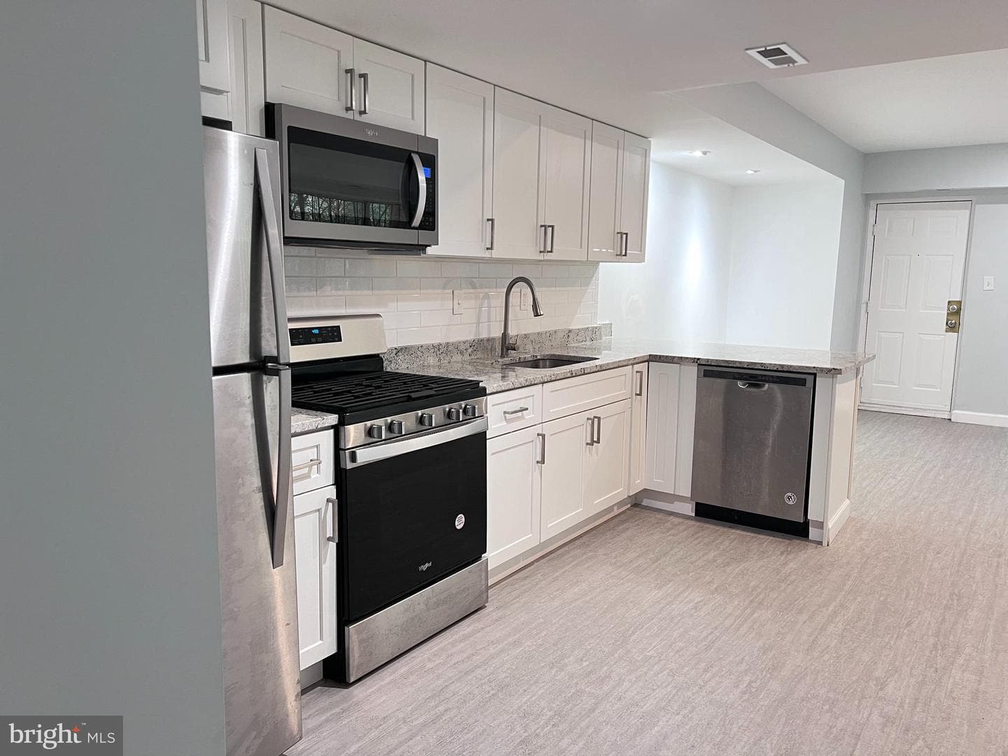 2656 Bowen Road SE #101 photo 5