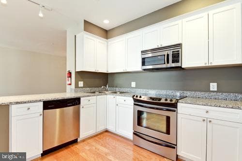 1314 Massachusetts Avenue NW #805 photo 10