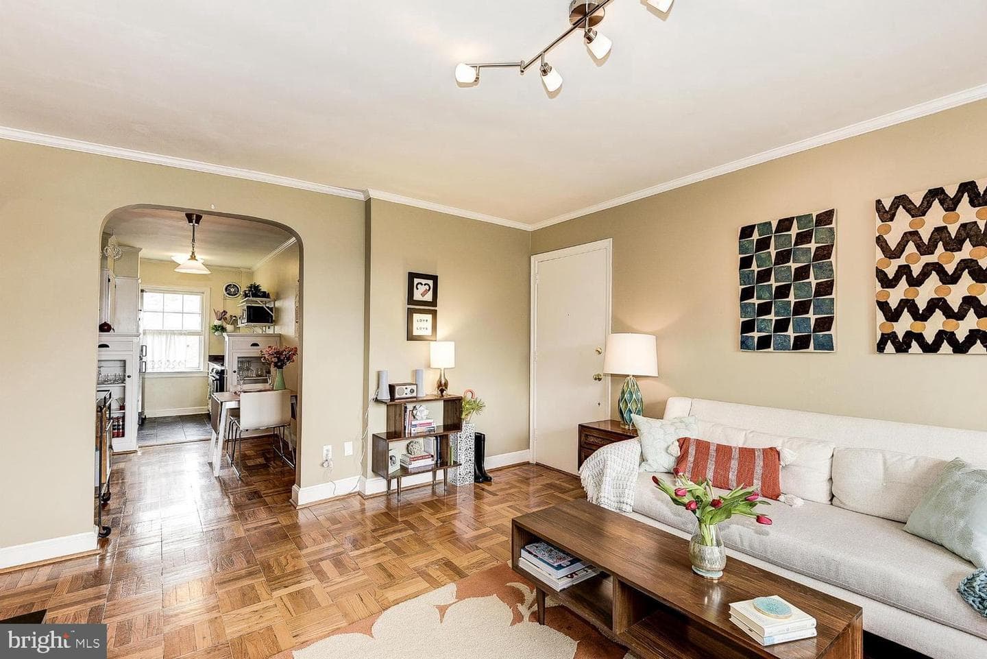 2801 Cortland Place NW #304 photo 6