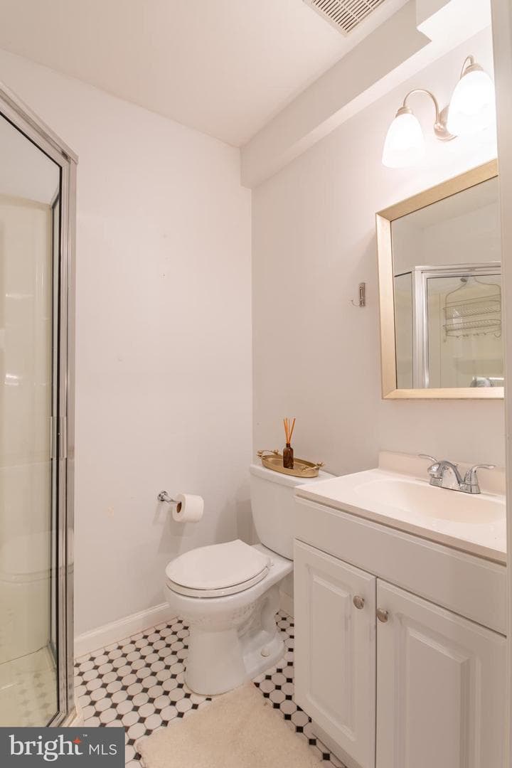 423 18th Street NE #4 photo 24