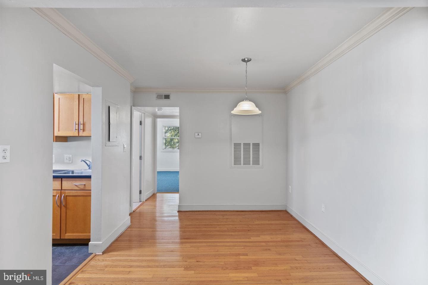 2844 Hartford Street SE #303 photo 3